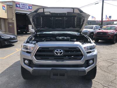 2017 Toyota Tacoma SR5 V6   - Photo 22 - Dallas, TX 75247
