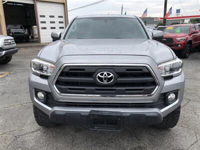 2017 Toyota Tacoma SR5 V6 - Photo 2 - Dallas, TX 75247