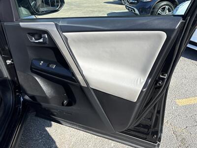 2016 Toyota RAV4 Limited   - Photo 40 - Dallas, TX 75247