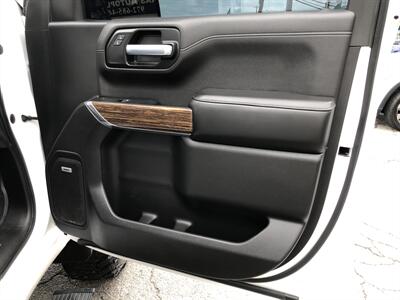 2019 Chevrolet Silverado 1500 High Country   - Photo 32 - Dallas, TX 75247
