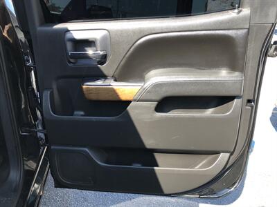 2015 Chevrolet Silverado 1500 LTZ Z71   - Photo 32 - Dallas, TX 75247