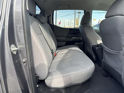 2020 Toyota Tacoma SR5 V6   - Photo 14 - Dallas, TX 75247