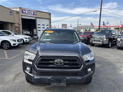 2020 Toyota Tacoma SR5 V6   - Photo 2 - Dallas, TX 75247