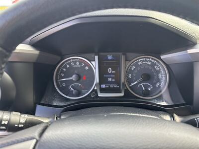 2020 Toyota Tacoma SR5 V6   - Photo 23 - Dallas, TX 75247