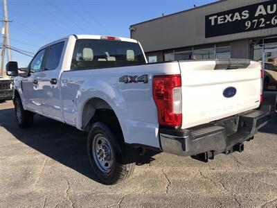 2019 Ford F-350 Super Duty XL   - Photo 15 - Dallas, TX 75247