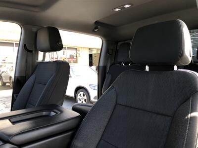 2019 GMC Sierra 1500 SLE   - Photo 18 - Dallas, TX 75247