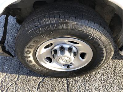 2018 Chevrolet Express 2500   - Photo 32 - Dallas, TX 75247