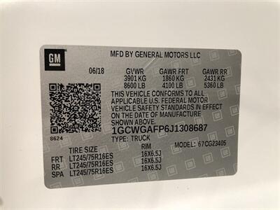 2018 Chevrolet Express 2500   - Photo 34 - Dallas, TX 75247