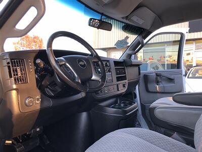 2018 Chevrolet Express 2500   - Photo 21 - Dallas, TX 75247