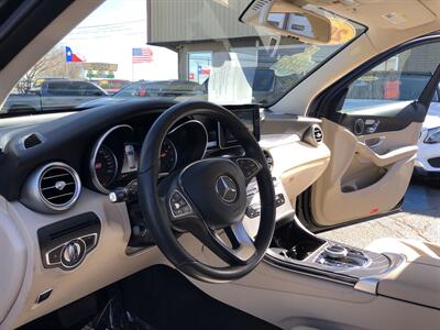2018 Mercedes-Benz GLC GLC 300   - Photo 21 - Dallas, TX 75247