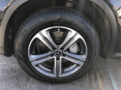 2018 Mercedes-Benz GLC GLC 300   - Photo 35 - Dallas, TX 75247