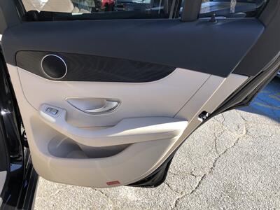 2018 Mercedes-Benz GLC GLC 300   - Photo 32 - Dallas, TX 75247