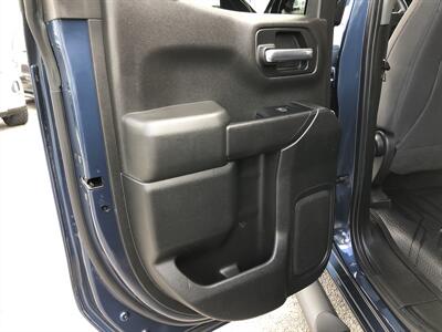 2019 Chevrolet Silverado 1500 Custom Trail Boss   - Photo 26 - Dallas, TX 75247