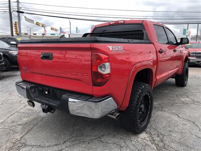 2015 Toyota Tundra SR5 - Photo 10 - Dallas, TX 75247