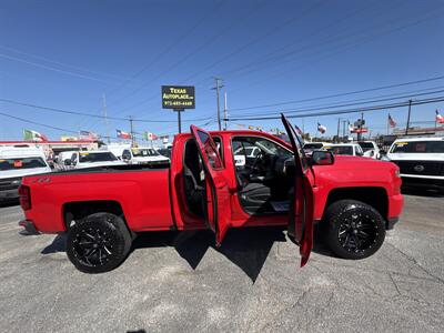 2018 Chevrolet Silverado 1500 LT Z71   - Photo 16 - Dallas, TX 75247