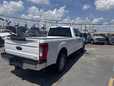 2019 Ford F-250 XL   - Photo 9 - Dallas, TX 75247