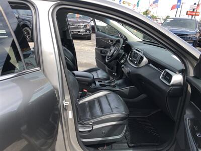 2017 Kia Sorento LX V6   - Photo 12 - Dallas, TX 75247