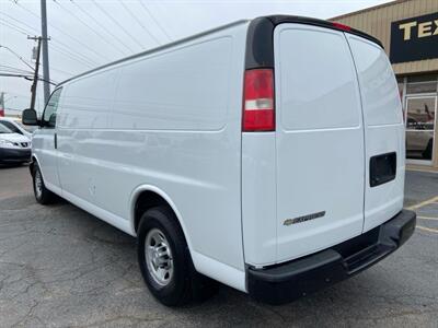 2017 Chevrolet Express 3500   - Photo 18 - Dallas, TX 75247