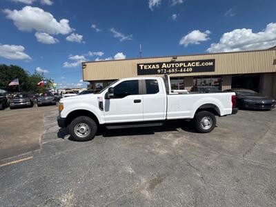 2017 Ford F-250 XL   - Photo 3 - Dallas, TX 75247