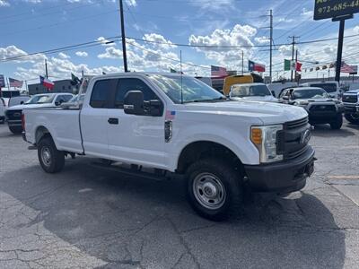2017 Ford F-250 XL   - Photo 12 - Dallas, TX 75247
