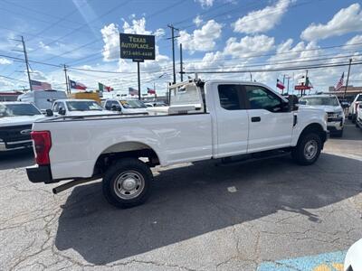 2017 Ford F-250 XL   - Photo 10 - Dallas, TX 75247