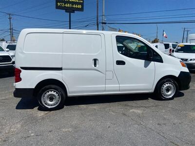 2018 Nissan NV200 S   - Photo 9 - Dallas, TX 75247