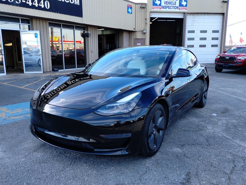 2021 Tesla Model 3 Standard Range Plus  
