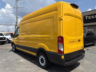 2021 Ford Transit 250   - Photo 8 - Dallas, TX 75247