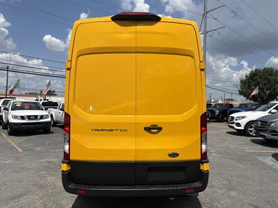 2021 Ford Transit 250   - Photo 7 - Dallas, TX 75247