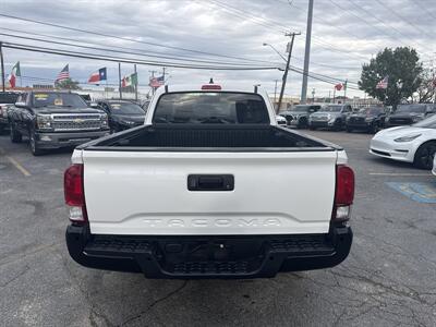 2021 Toyota Tacoma SR   - Photo 4 - Dallas, TX 75247