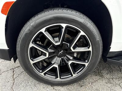 2021 Chevrolet Suburban RST   - Photo 39 - Dallas, TX 75247