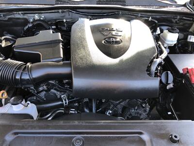 2019 Toyota Tacoma SR5 V6 - Photo 5 - Dallas, TX 75247