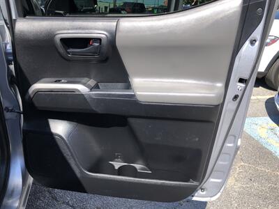 2019 Toyota Tacoma SR5 V6 - Photo 31 - Dallas, TX 75247