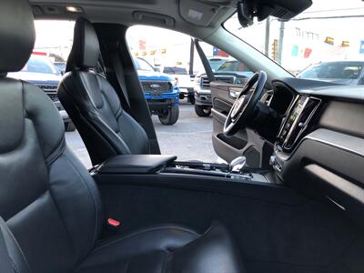 2022 Volvo XC60 B5 Inscription   - Photo 29 - Dallas, TX 75247