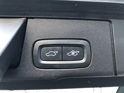 2022 Volvo XC60 B5 Inscription   - Photo 26 - Dallas, TX 75247