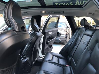 2022 Volvo XC60 B5 Inscription   - Photo 22 - Dallas, TX 75247