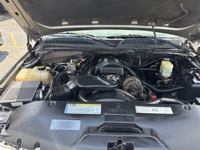 2000 Chevrolet Suburban 1500 4dr 1500   - Photo 4 - Dallas, TX 75247