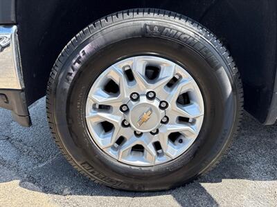 2021 Chevrolet Silverado 2500 LT   - Photo 41 - Dallas, TX 75247