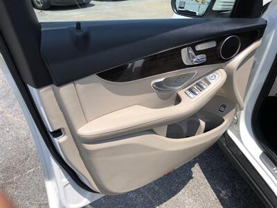 2016 Mercedes-Benz GLC GLC 300   - Photo 14 - Dallas, TX 75247