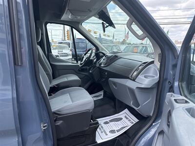 2019 Ford Transit 250   - Photo 19 - Dallas, TX 75247