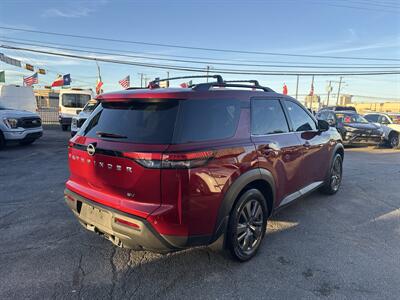 2022 Nissan Pathfinder SV   - Photo 5 - Dallas, TX 75247