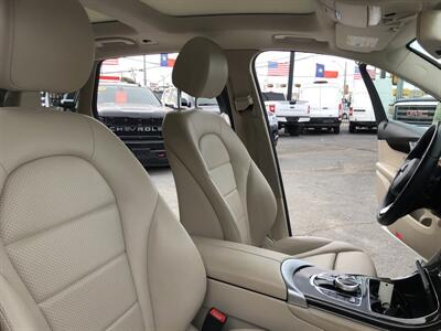 2018 Mercedes-Benz GLC GLC 300   - Photo 32 - Dallas, TX 75247