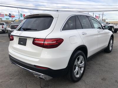 2018 Mercedes-Benz GLC GLC 300   - Photo 10 - Dallas, TX 75247