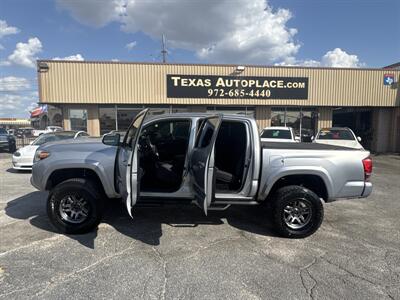 2017 Toyota Tacoma TRD Sport   - Photo 16 - Dallas, TX 75247