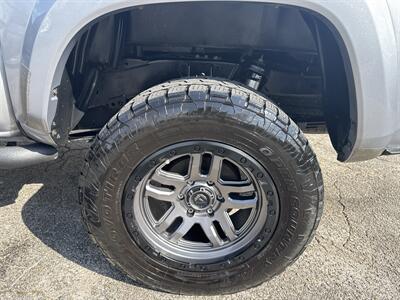 2017 Toyota Tacoma TRD Sport   - Photo 24 - Dallas, TX 75247