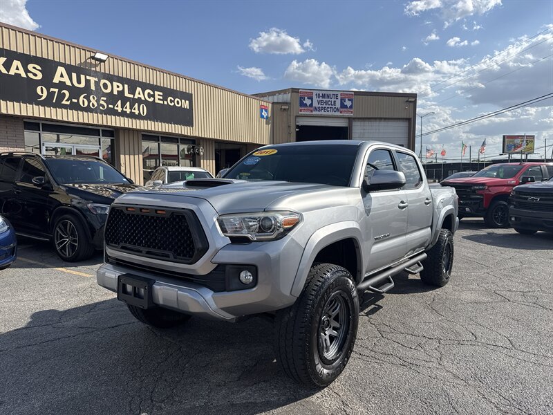 2017 Toyota Tacoma TRD Sport  