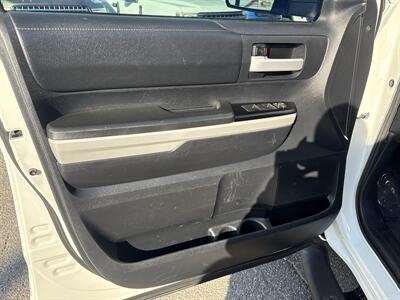 2019 Toyota Tundra SR5   - Photo 17 - Dallas, TX 75247