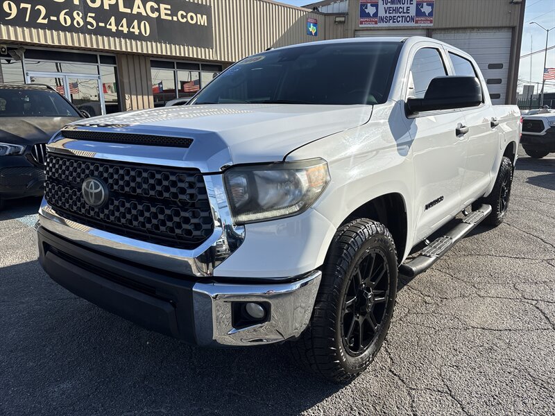 2019 Toyota Tundra SR5  
