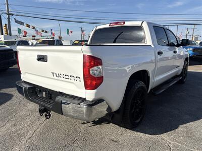 2019 Toyota Tundra SR5   - Photo 10 - Dallas, TX 75247