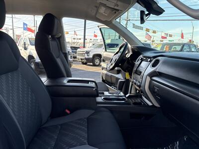 2019 Toyota Tundra SR5   - Photo 31 - Dallas, TX 75247